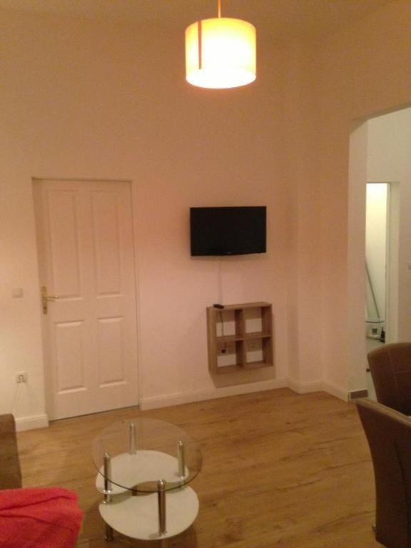 City Apartment Wina Bagian luar foto